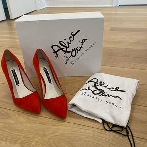 Alice and Olivia red suede pointy heel size 37.5